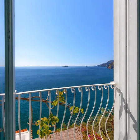 - Le Sirene Βίλα Ποζιτάνο