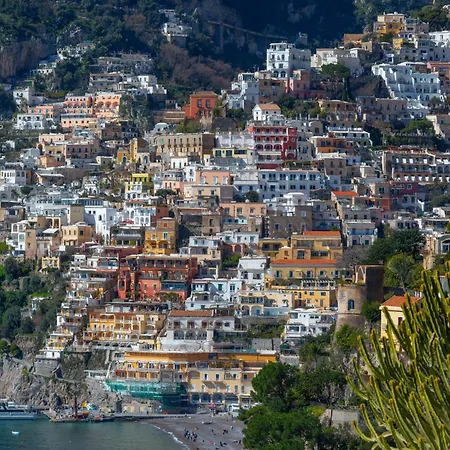 Βίλα - Le Sirene