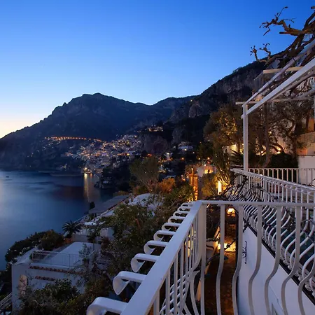 - Le Sirene بوسيتانو