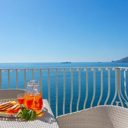 - Le Sirene فيلة *