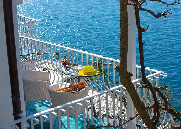 - Le Sirene Βίλα Ποζιτάνο