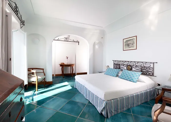 - Le Sirene Ποζιτάνο