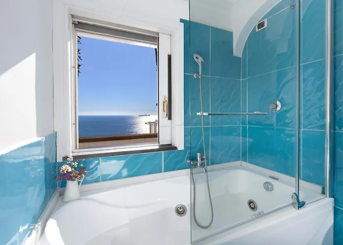 - Le Sirene * Positano